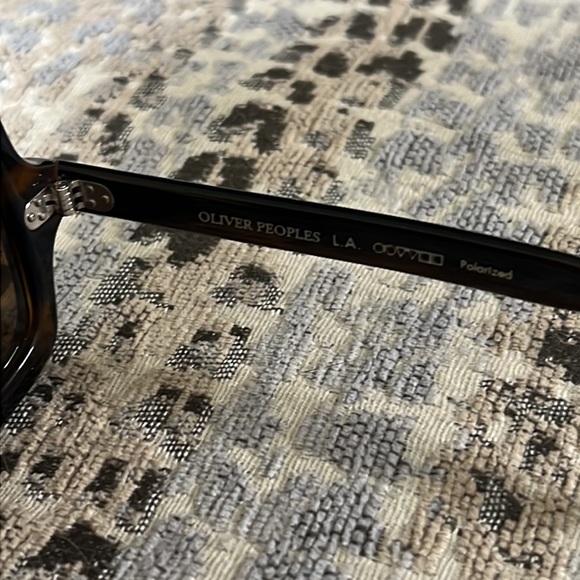 Oliver People’s Avri Square Tortoise Polarized Sunglasses 50mm New - Picture 12 of 13